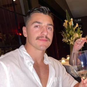 Meet your Posher, Giovanni